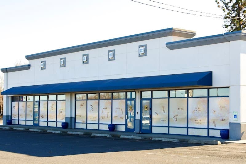 Royal Life Centers